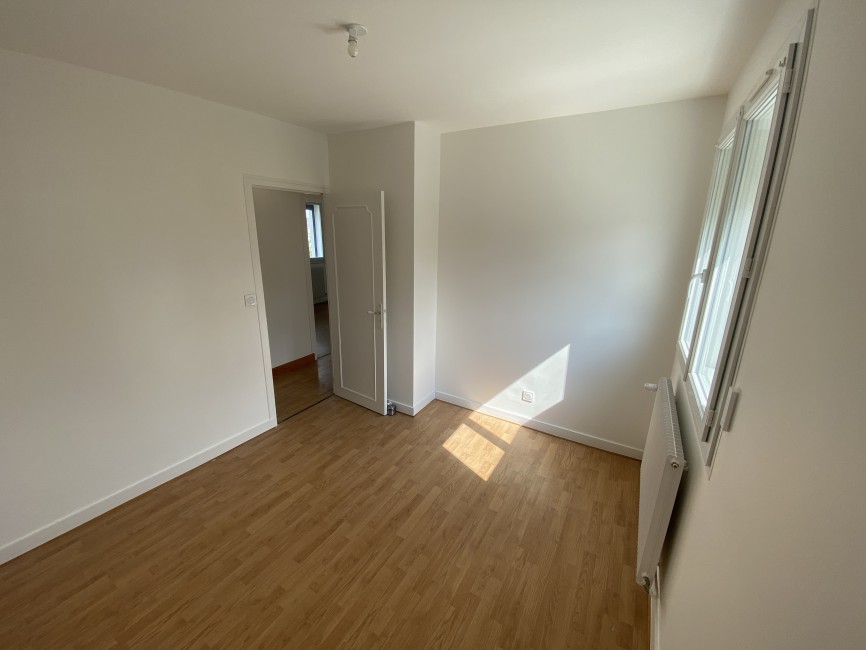 Chambre droite 1.JPG